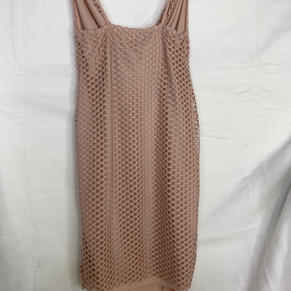 Prettylittlething dress - Picture 4 of 10